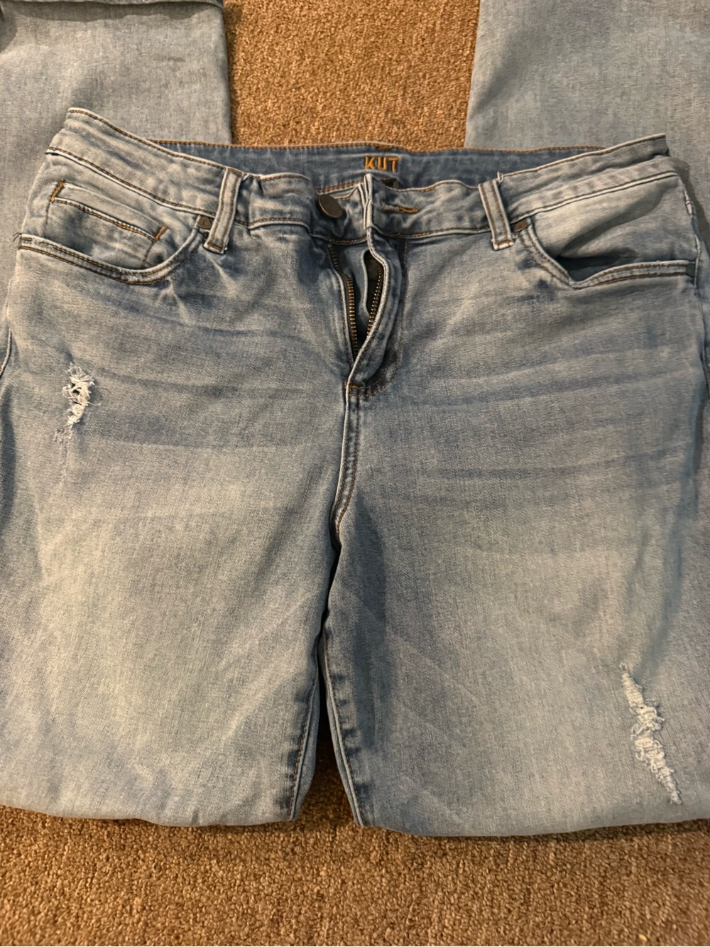 Kut from the Kloth Light Blue Straight Leg Jeans